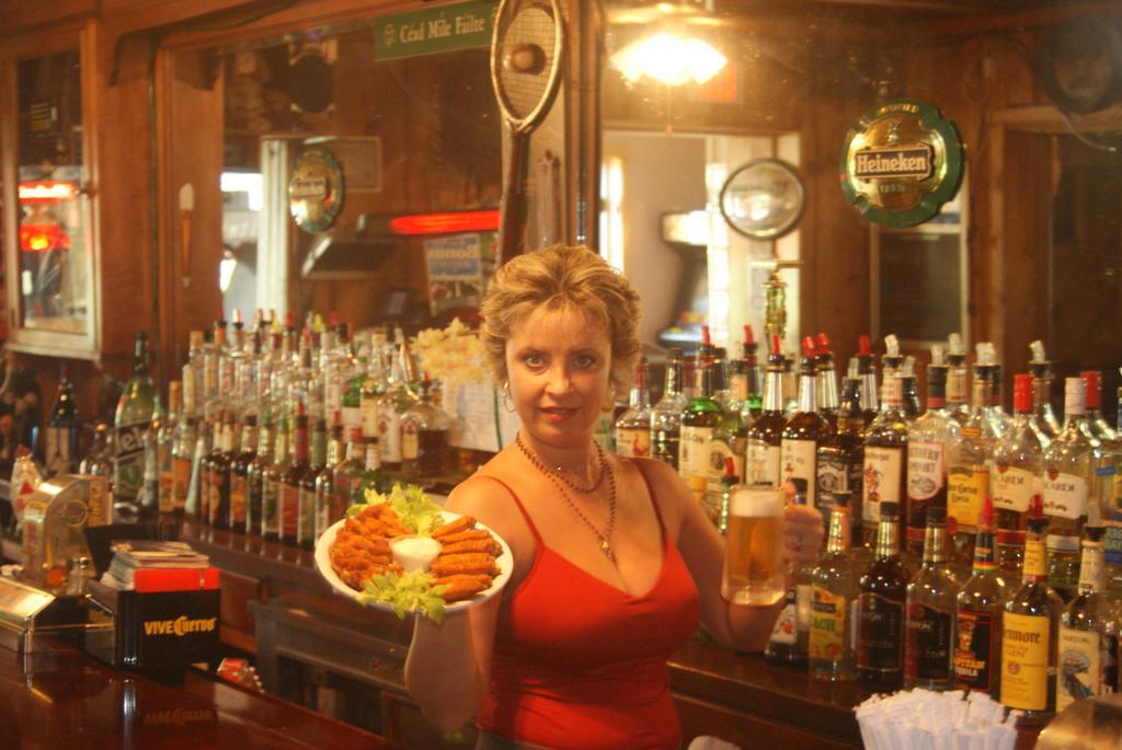 B&B Lounge 카츠킬 외부 사진