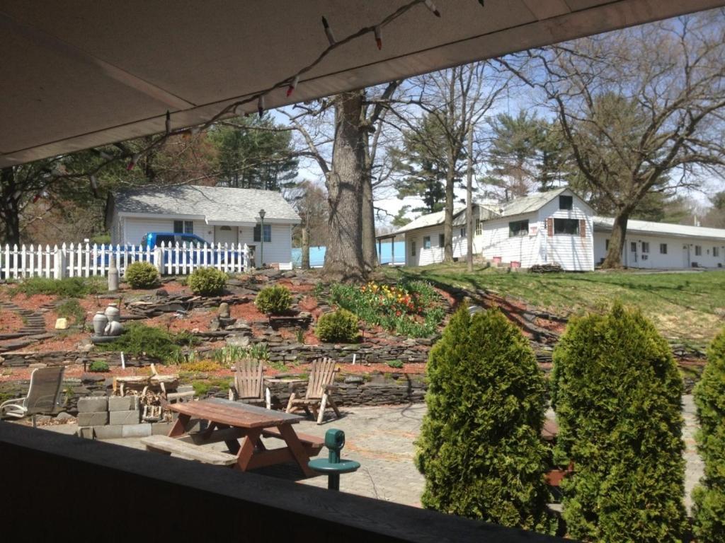 B&B Lounge 카츠킬 외부 사진